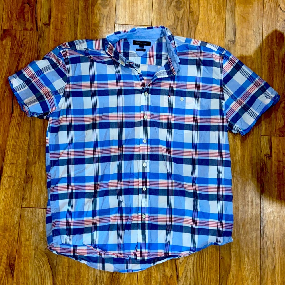 Men’s dress shirt.